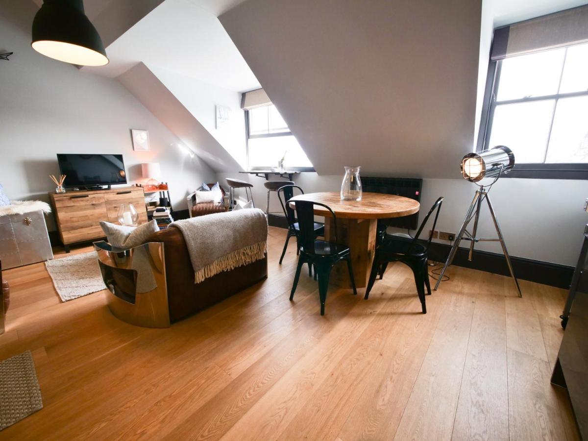 Padstow Escapes - Pajar Luxury Penthouse Apartment Экстерьер фото