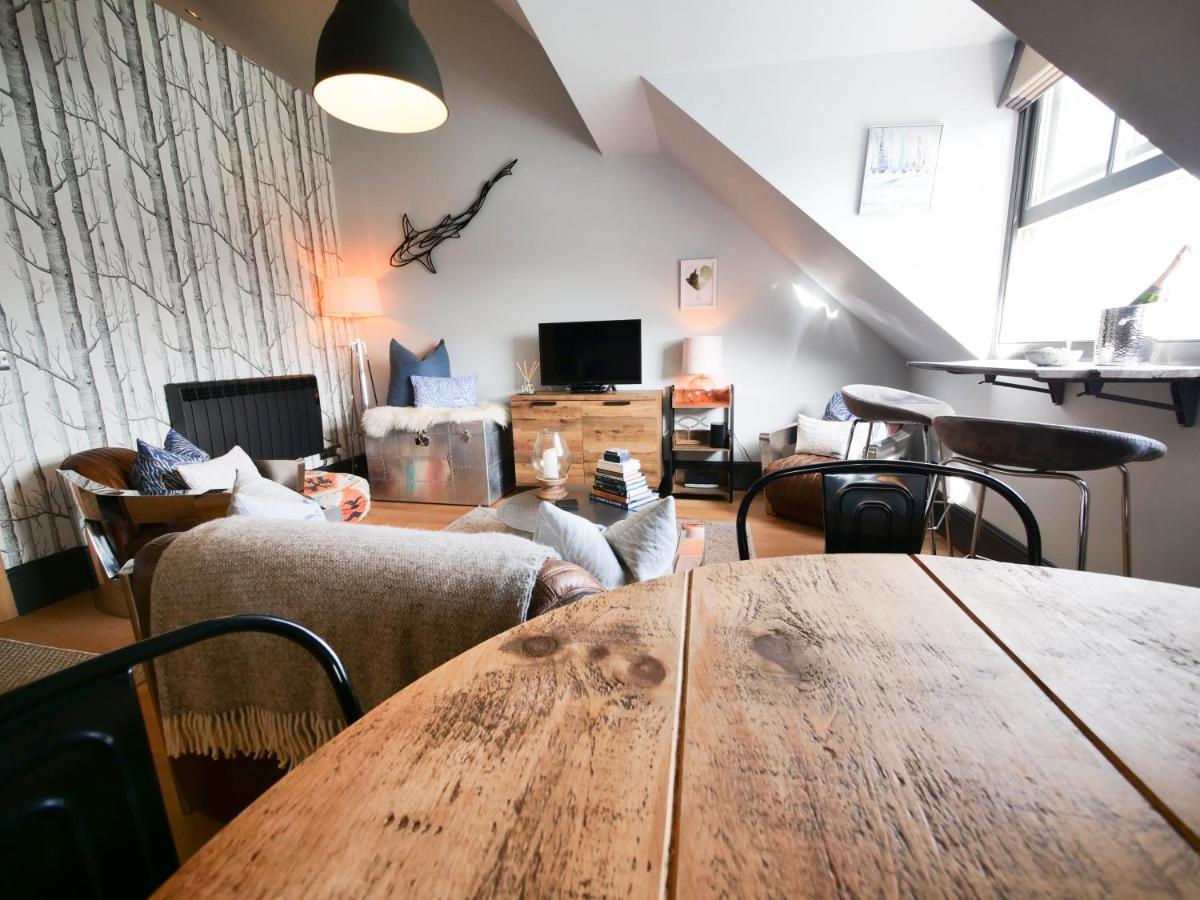 Padstow Escapes - Pajar Luxury Penthouse Apartment Экстерьер фото